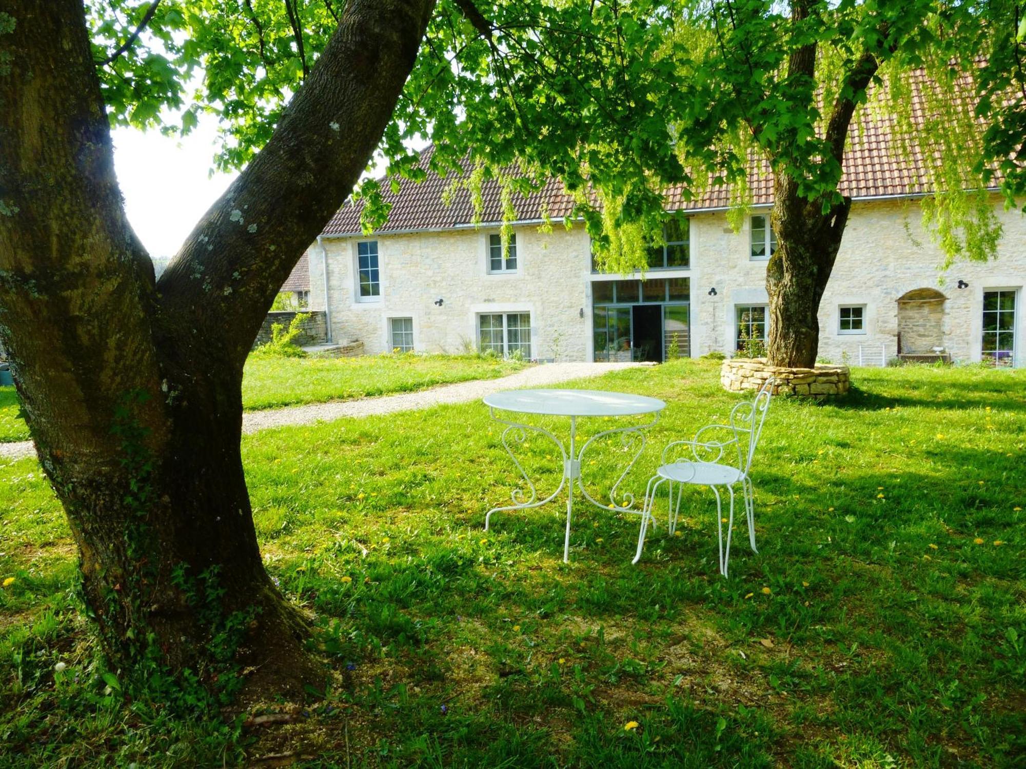 بوم ليه دام Chambres D'Hotes Bered Vuillemin المظهر الخارجي الصورة
