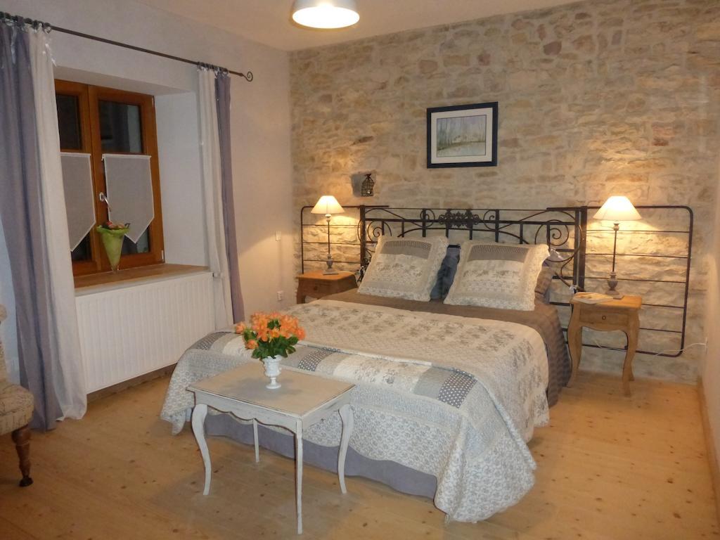 بوم ليه دام Chambres D'Hotes Bered Vuillemin المظهر الخارجي الصورة