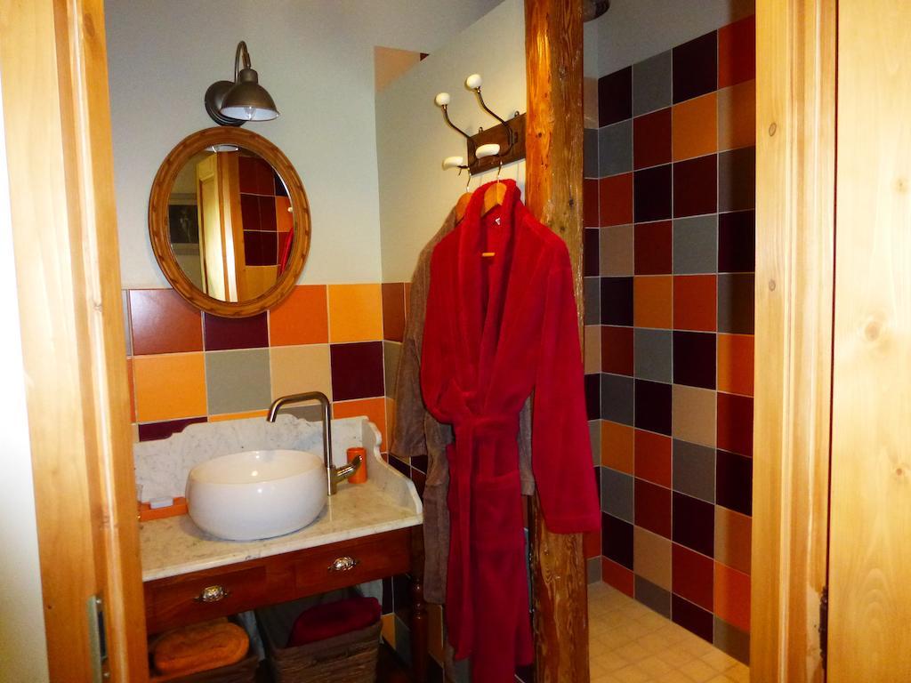 بوم ليه دام Chambres D'Hotes Bered Vuillemin الغرفة الصورة